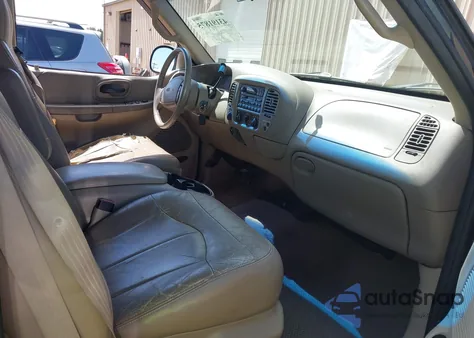 2000 Ford F-150 Lariat/Work Series/Xl/Xlt from USA, damaged, VIN 1FTRX18L4YNA94230